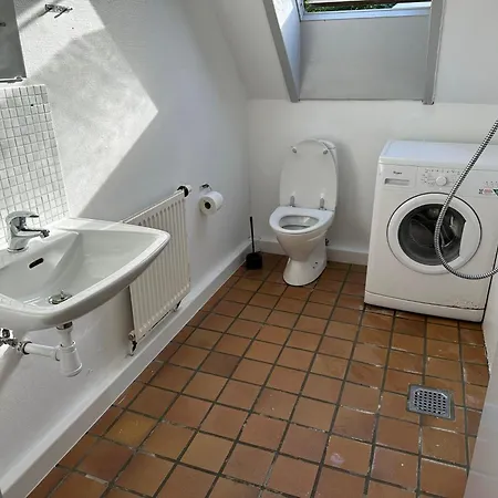 Billig I 2v I Hjorrings Gamle Bydel Appartement